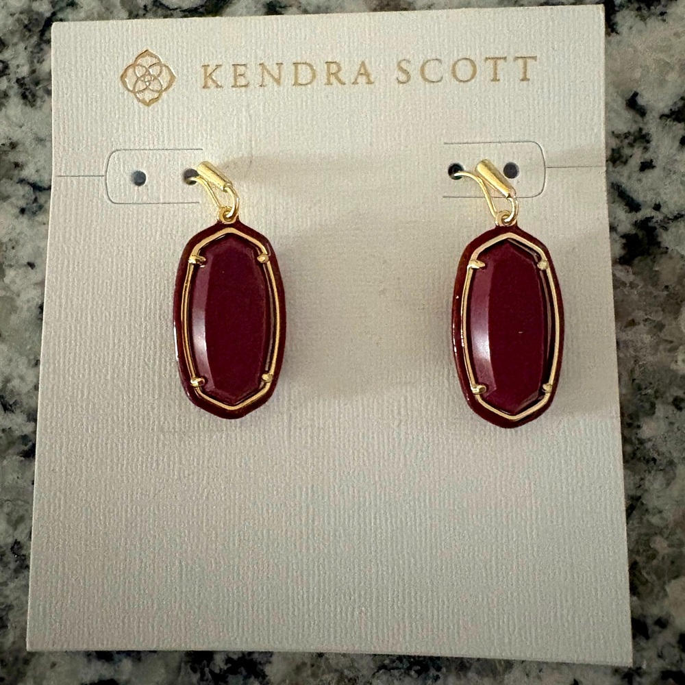 Kendra Scott Dani Enamel Maroon Magnesite